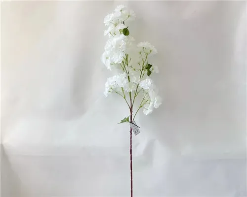 Kaip vyšnių žiedų šilko gėlės atkartoja subtilią tikrų Sakura žiedlapių tekstūrą?